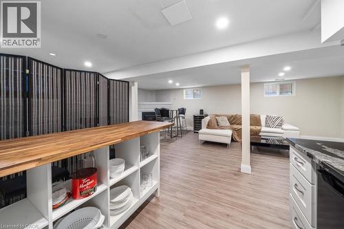 494 Ferguson Avenue N, Hamilton, ON - Indoor