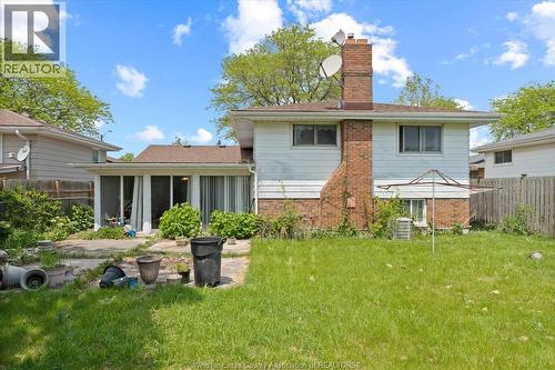 10575 Mulberry Drive, Windsor, ON - Outdoor