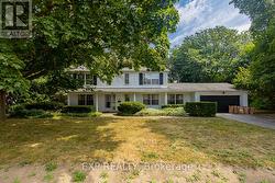 9 LAURELEAF ROAD Markham, ON L3T 2X2
