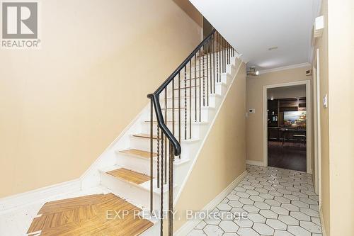9 Laureleaf Road, Markham, ON - Indoor Photo Showing Other Room
