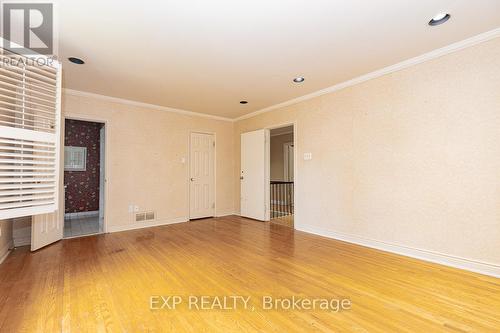 9 Laureleaf Road, Markham, ON - Indoor Photo Showing Other Room