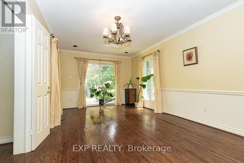 9 Laureleaf Road, Markham, ON - Indoor Photo Showing Other Room