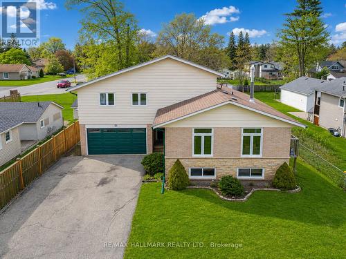 21 PLEASANT AVENUE  East Gwillimbury, ON L9N 1A1