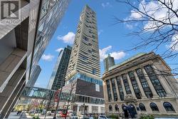 88 HARBOUR STREET Toronto, ON M5J 0C3