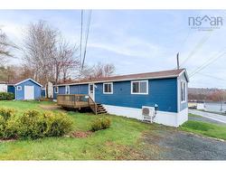525 Thorn Avenue Beaver Bank, NS B4E 1P5
