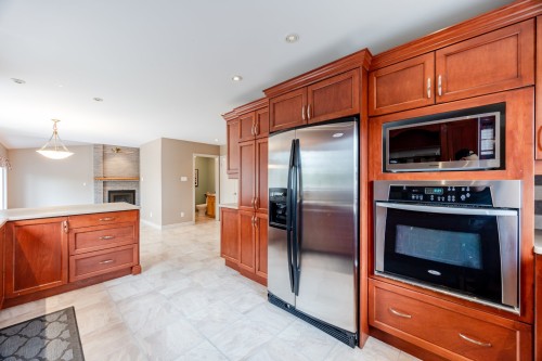 Cuisine - 218 Rue Du Niagara, Kirkland, QC - Indoor Photo Showing Kitchen