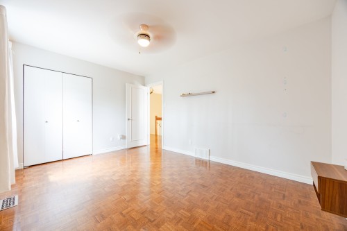 Chambre à coucher - 218 Rue Du Niagara, Kirkland, QC - Indoor Photo Showing Other Room