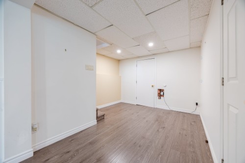 Hall d'entrée/Vestibule - 218 Rue Du Niagara, Kirkland, QC - Indoor