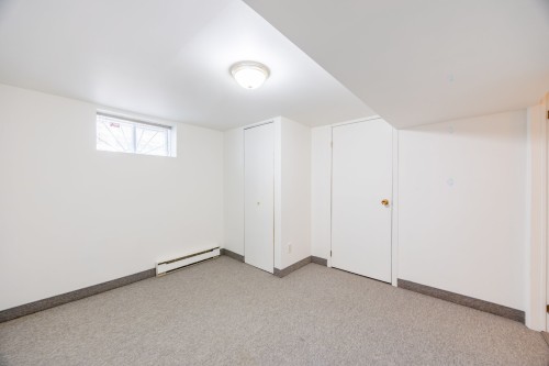 Chambre à coucher - 218 Rue Du Niagara, Kirkland, QC - Indoor Photo Showing Other Room