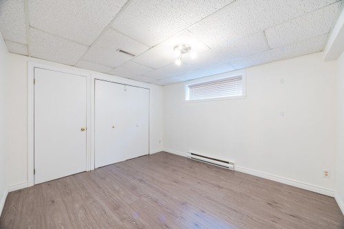 Chambre à coucher - 218 Rue Du Niagara, Kirkland, QC - Indoor Photo Showing Other Room