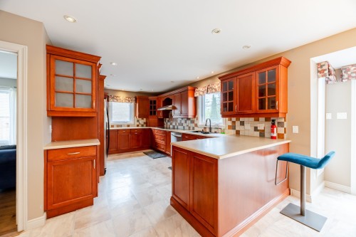 Cuisine - 218 Rue Du Niagara, Kirkland, QC - Indoor Photo Showing Kitchen
