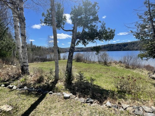 Vue sur l'eau - 699 Ch. Du Lac-Des-Cornes, Chute-Saint-Philippe, QC - Outdoor With View