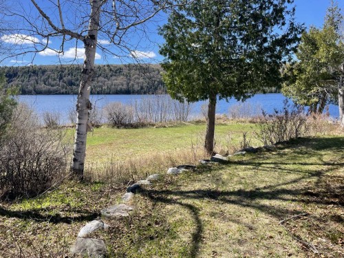 Vue sur l'eau - 699 Ch. Du Lac-Des-Cornes, Chute-Saint-Philippe, QC - Outdoor With Body Of Water With View