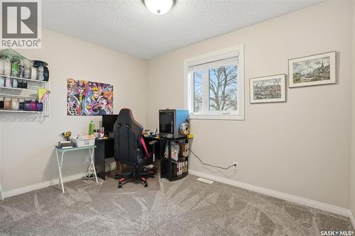 2838 Hartmann Crescent E, Regina, SK - Indoor