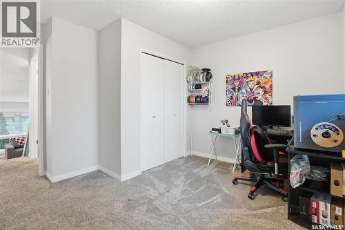 2838 Hartmann Crescent E, Regina, SK - Indoor Photo Showing Office