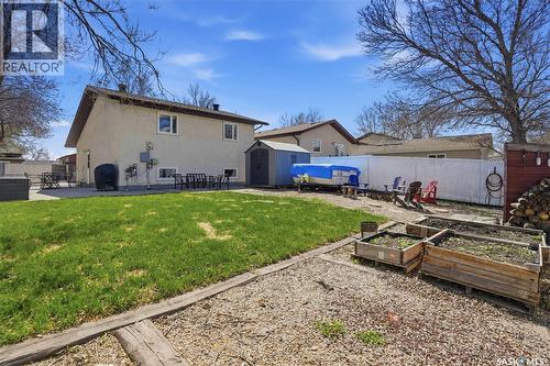 2838 Hartmann Crescent E, Regina, SK - Outdoor