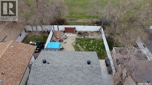 2838 Hartmann Crescent E, Regina, SK - Outdoor