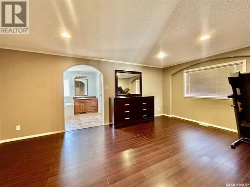 607 Beharrel Street, Oxbow, SK - Indoor