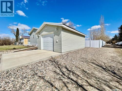 607 Beharrel Street, Oxbow, SK - Outdoor