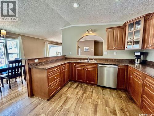 607 Beharrel Street, Oxbow, SK - Indoor Photo Showing Kitchen With Double Sink