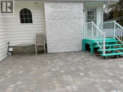 6 Hogarth Place, Regina, SK - Outdoor With Exterior