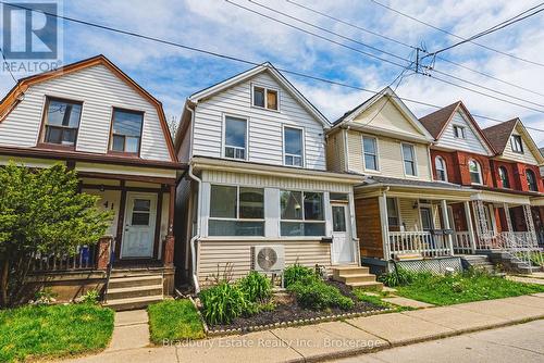 43 HARVEY STREET  Hamilton (Gibson), ON L8L 2L9