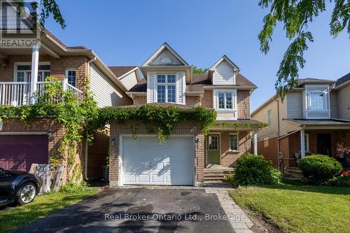 43 MADDEN PLACE  Clarington (Bowmanville), ON L1C 5K3