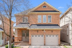 16 Clearjoy Street Brampton, ON L6V 4P1