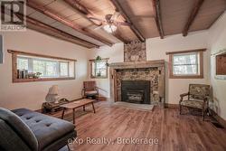 Secondary Residence Livingroom - 