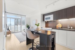 3011-75 Queens Wharf Road Toronto, ON M5V 0J8