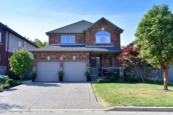 12 Degrow Crescent Hamilton, ON L0R 1C0