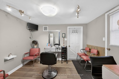 15 Gabriele Court, Hamilton, ON - Indoor