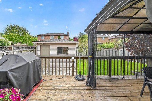 15 Gabriele Court, Hamilton, ON - Outdoor With Deck Patio Veranda With Exterior