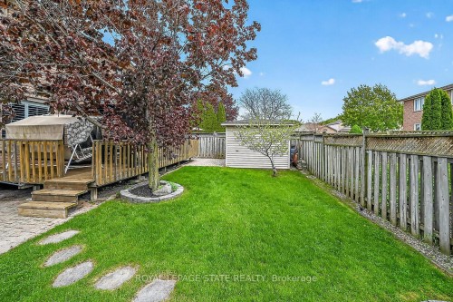 15 Gabriele Court, Hamilton, ON - Outdoor