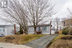 9 Collins Place Mount Pearl, NL A1N 1E5