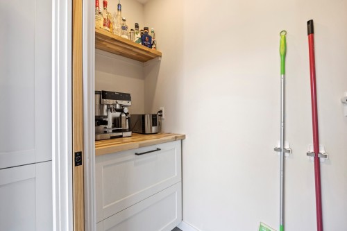 Cuisine - 698 Rue Des Marquises, Beloeil, QC - Indoor Photo Showing Other Room