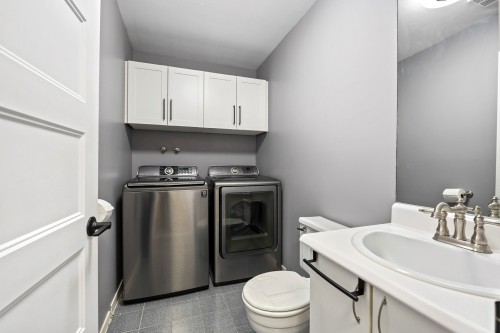 Salle d'eau - 698 Rue Des Marquises, Beloeil, QC - Indoor Photo Showing Laundry Room