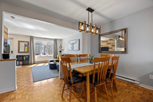 Salle à manger - 698 Rue Des Marquises, Beloeil, QC - Indoor Photo Showing Dining Room