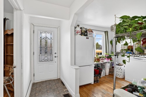 Hall d'entrée/Vestibule - 143  - 145 Rue Danis, Saint-Jérôme, QC - Indoor Photo Showing Other Room
