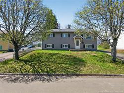 89 Aaron CRT Riverview, NB E1B 4C3