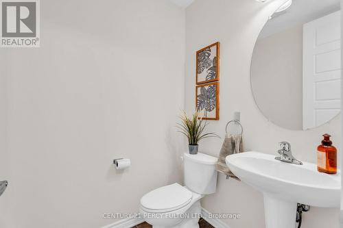 458 Etheridge Avenue, Milton, ON - Indoor Photo Showing Bathroom