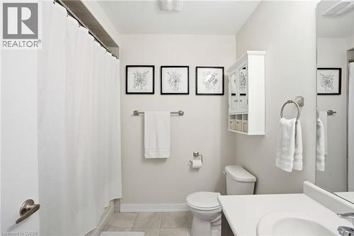 59 Markle Crescent, Ancaster, ON - Indoor Photo Showing Bathroom