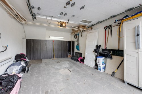 Garage - 3888 Rue Monselet, Montréal (Montréal-Nord), QC - Indoor Photo Showing Garage