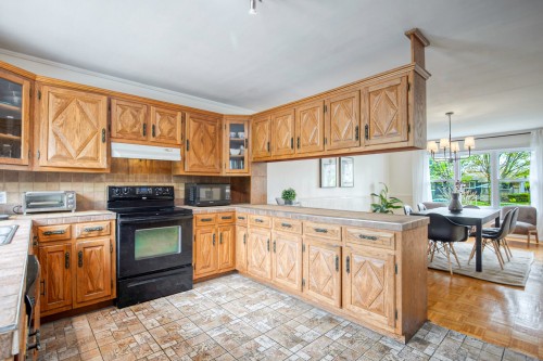 Kitchen - 17 Av. Des Ormes, Saint-Basile-Le-Grand, QC - Indoor Photo Showing Kitchen