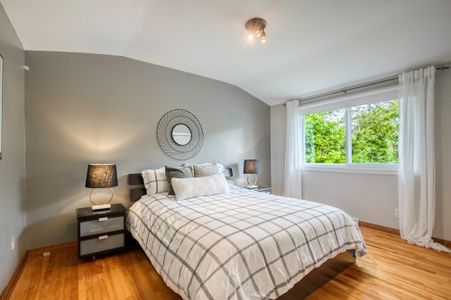 Master Bedroom - 17 Av. Des Ormes, Saint-Basile-Le-Grand, QC - Indoor Photo Showing Bedroom
