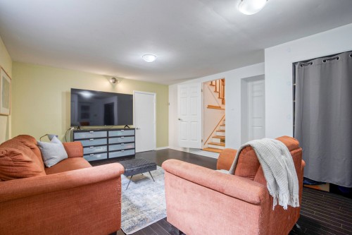 Family Room - 17 Av. Des Ormes, Saint-Basile-Le-Grand, QC - Indoor Photo Showing Living Room