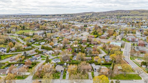 Overall view - 17 Av. Des Ormes, Saint-Basile-Le-Grand, QC - Outdoor With View