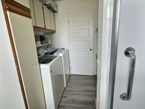 Laundry - 407 Ch. St-Luc, Rouyn-Noranda, QC - Indoor Photo Showing Laundry Room