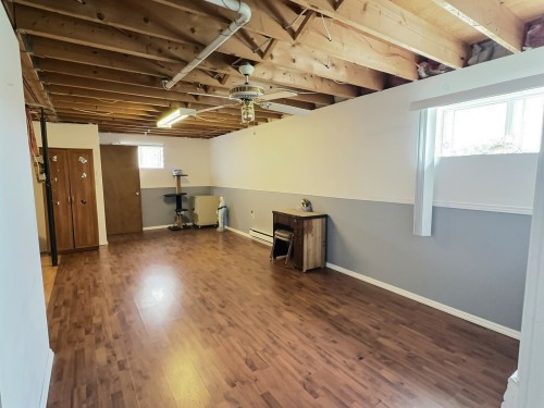 Family Room - 407 Ch. St-Luc, Rouyn-Noranda, QC - Indoor