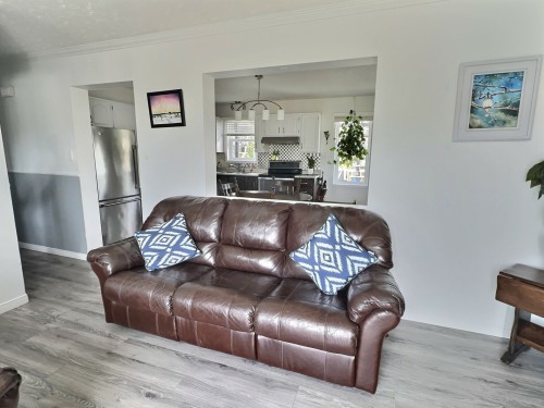 Living Room - 407 Ch. St-Luc, Rouyn-Noranda, QC - Indoor Photo Showing Living Room
